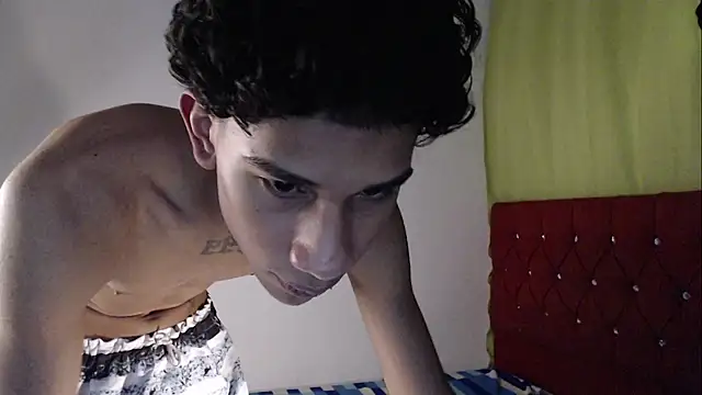 Chat XXX ao vivo de hares_mds