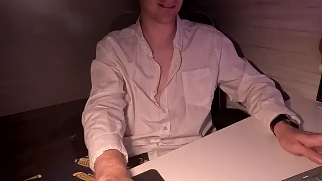 Chatroom XXX en direct de Einar_Nut