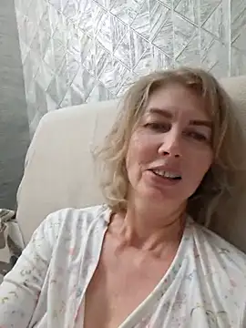 stellahere8 Chat XXX in diretta