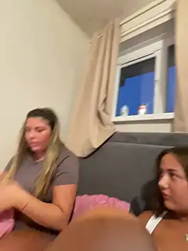 PrinnyJay114 – Naživo XXX chat