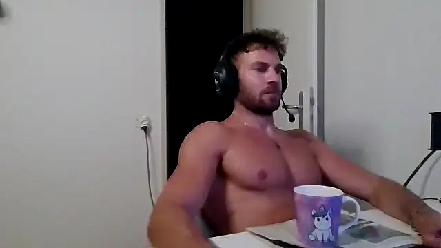 alpha-hunk Live XXX-Chat