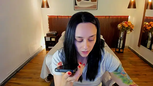 KatherineBond's Live XXX Chat