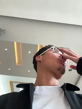 TavoHot_ XXX чат на живо