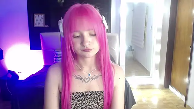 _Charlotte_Collins_ – Naživo XXX chat