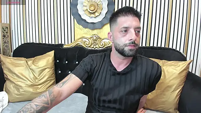 Chat XXX en directo de TommyDum