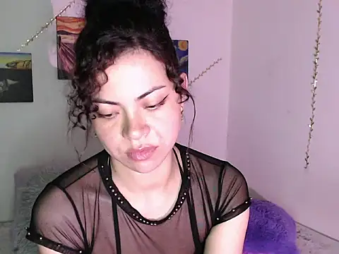 Ladyywiliams Adlı Modelin Canlı XXX Sohbeti