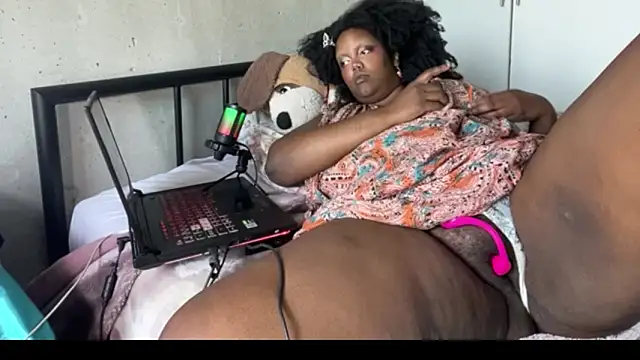 juicy_janet's Live XXX Chat