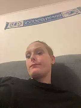 Quenn667 – webcam-show