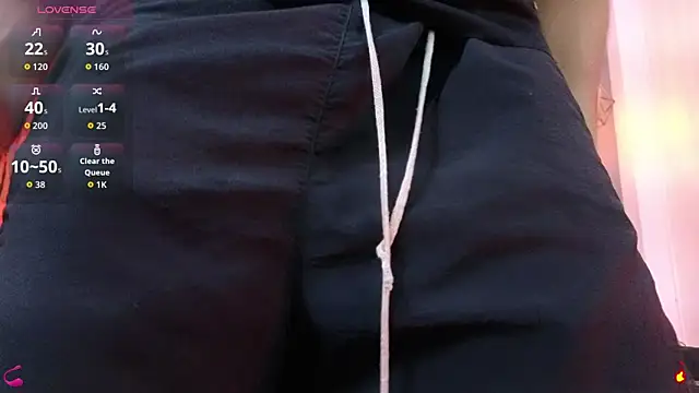צ'אט XXX בשידור חי של Zack_isback
