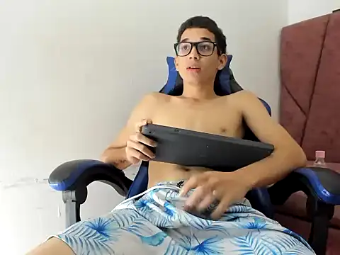 Steel_jheder live XXX chat