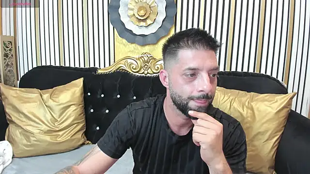 TommyDum's Live XXX Chat