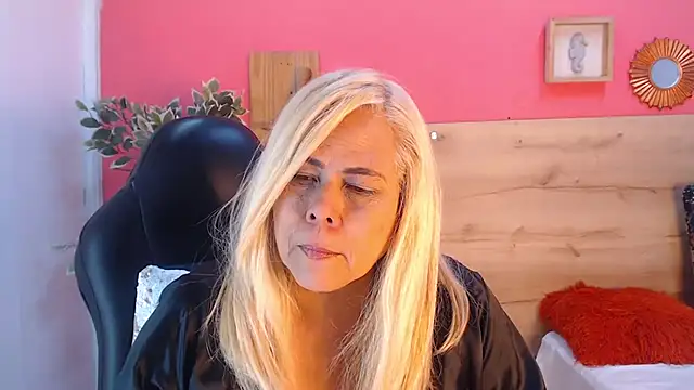 eva_colen50 Adlı Modelin Canlı XXX Sohbeti