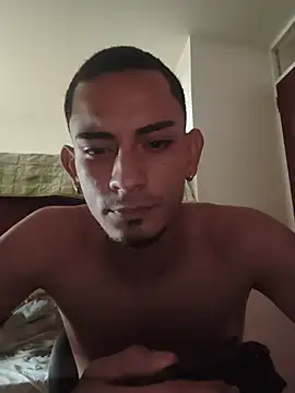 Exlifer Chat XXX live