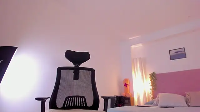 XXX chat uživo modela MistressErza