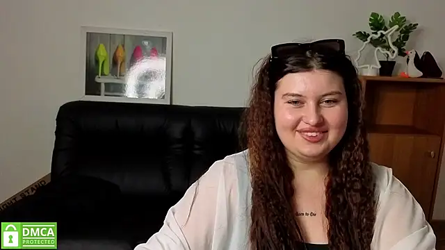 Chat XXX en directo de Katina_deeplou4