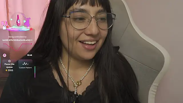 EmmitaGarcia – Live XXX-chat