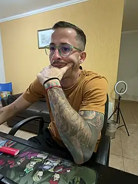 MeladoDiMel: онлайн-секс-чат