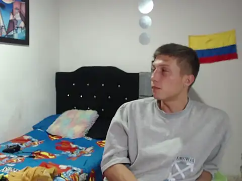 Stiiveen777 – Naživo XXX chat