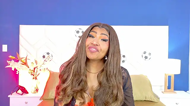 Онлайн чат XXX Kiara_Parker_