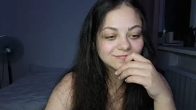 _Mikky_lil_ Chat XXX in diretta