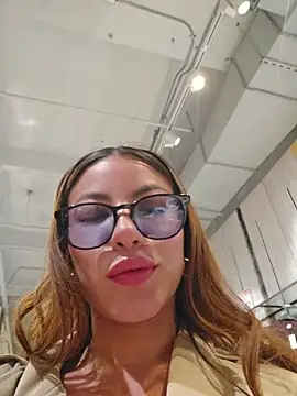 Karen_San_Miguel Adlı Modelin Web Kamerası Şovu