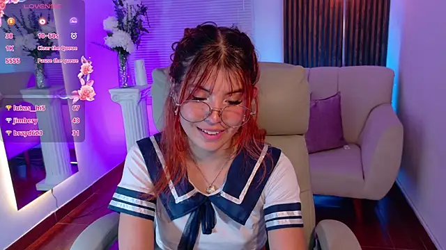 Živý XXX chat dahlia_grey