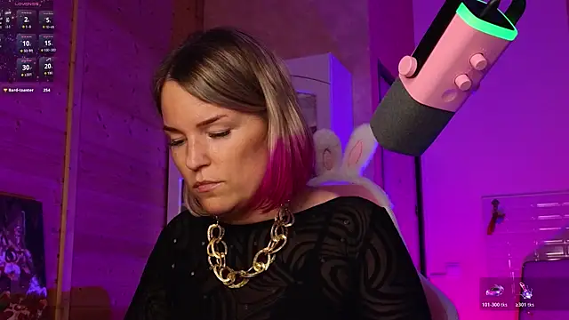 Lady_Shine – Naživo XXX chat