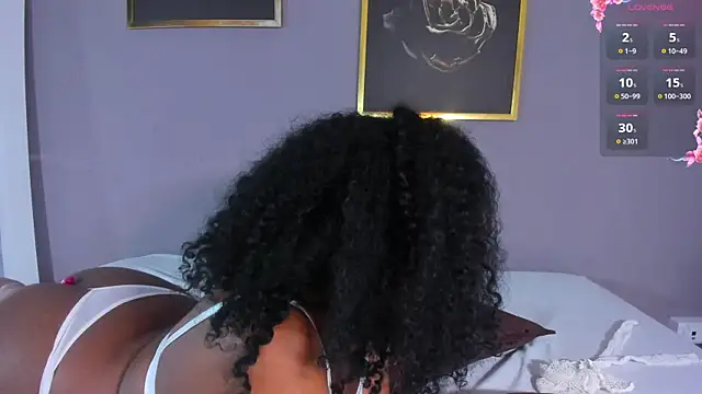 Chat XXX ao vivo de TAYRA_CASTLE