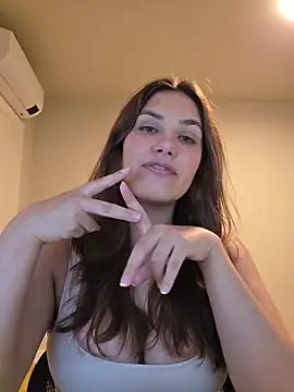 Živý XXX chat MiaRides19