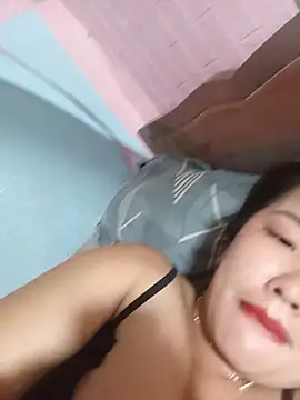 Chat +18 de Irene-01 ao vivo