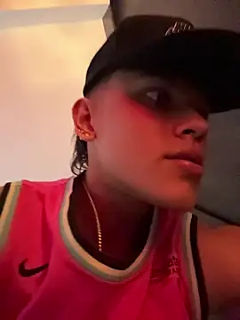 DilanMiller_ Chat XXX in diretta