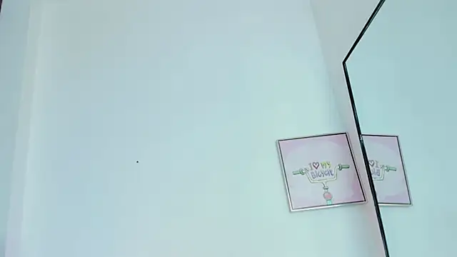 miaapril XXX чат на живо