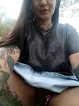 Bathory777 Adlı Modelin Canlı XXX Sohbeti