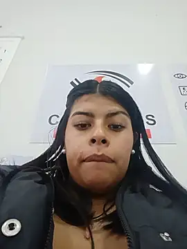 SOFIA-11_ Chat XXX live