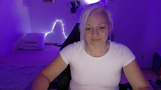 Czat XXX na żywo – Linsy_Kim