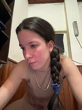 Melu12n Live XXX chat