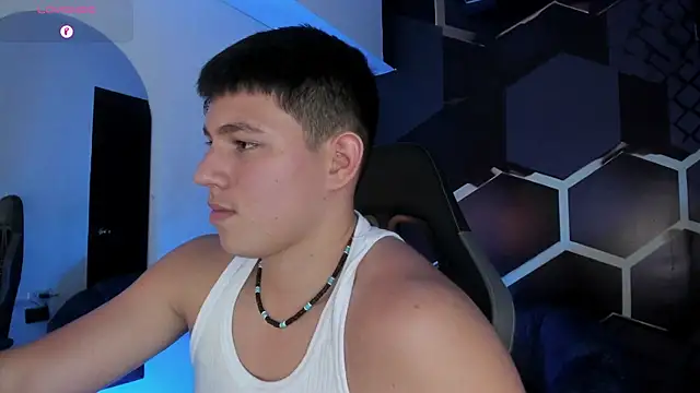 Chat XXX ao vivo de JamesCr_