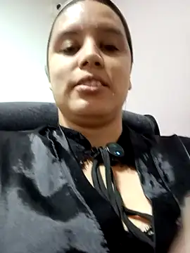 MariaGaitan 现场XXX聊天