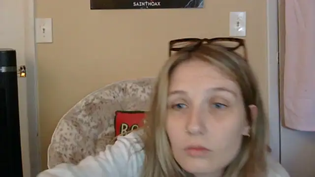 MollysChambers élő XXX-chatje