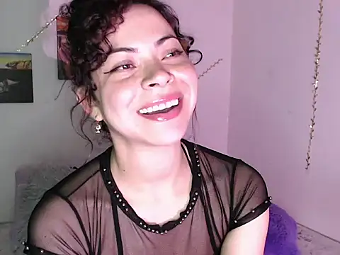 Ladyywiliams Adlı Modelin Canlı XXX Sohbeti
