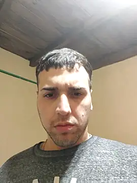 Agusss_2000n Webbikameraesitys