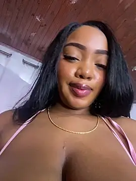 Chatroom XXX en direct de MonicaSex_