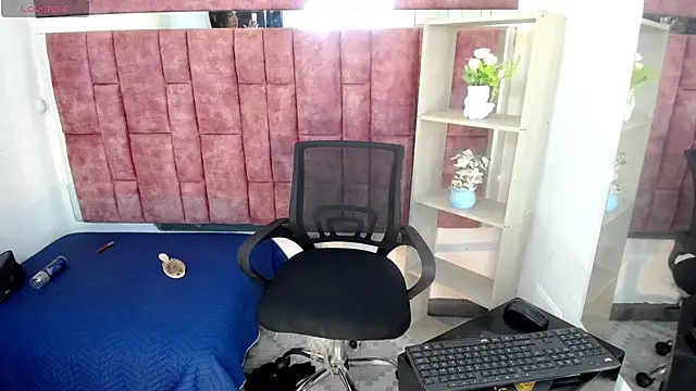 Chat +18 de DeboraRaquel ao vivo