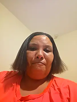 Curvy-Nthabi_X Webcam-Show