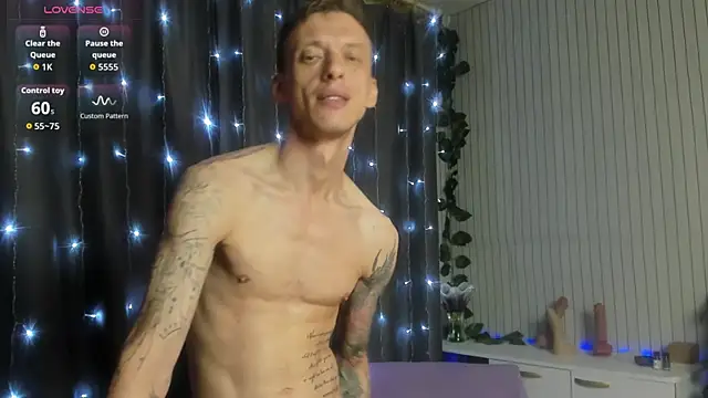James2Inked élő XXX-chatje
