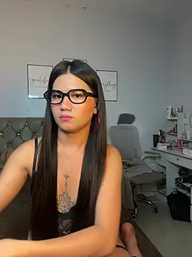 XXX chat uživo modela JassmineLove