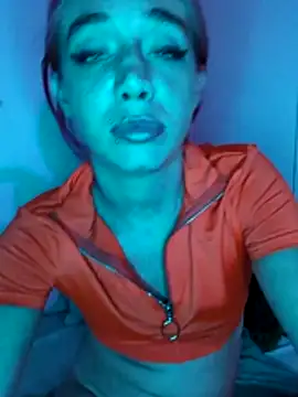 Kastella_x 即時 XXX 聊天