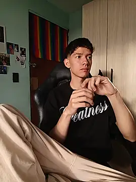 heyy_noah11 Live XXX-chat