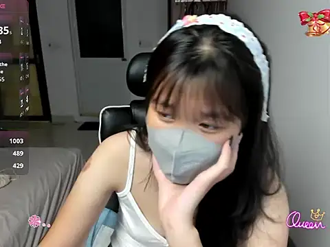 Linh_smile_'s Live XXX Chat