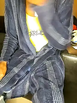 RETURNOFTPNUTS webcam show